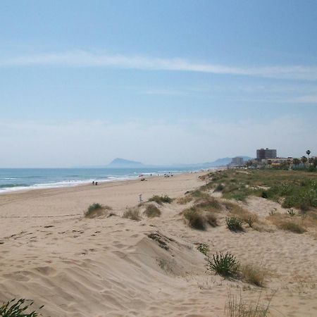 Neptuno Apartamento - Frente A La Playa Daimus Bagian luar foto