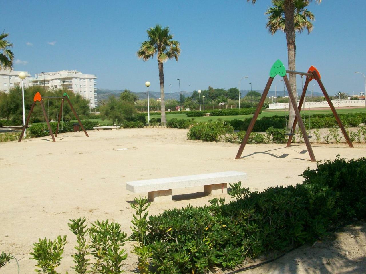 Neptuno Apartamento - Frente A La Playa Daimus Bagian luar foto