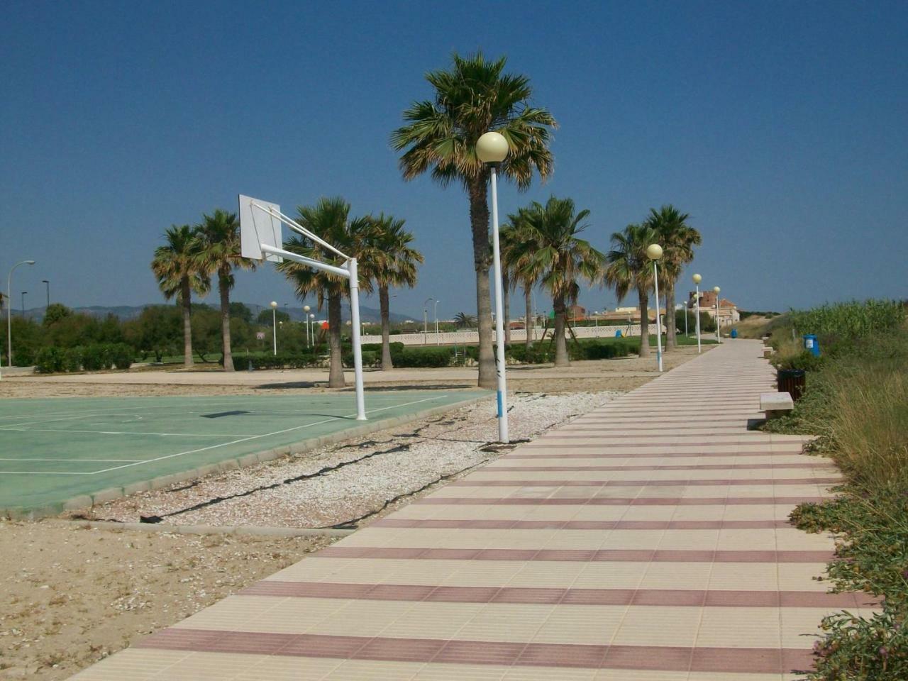 Neptuno Apartamento - Frente A La Playa Daimus Bagian luar foto
