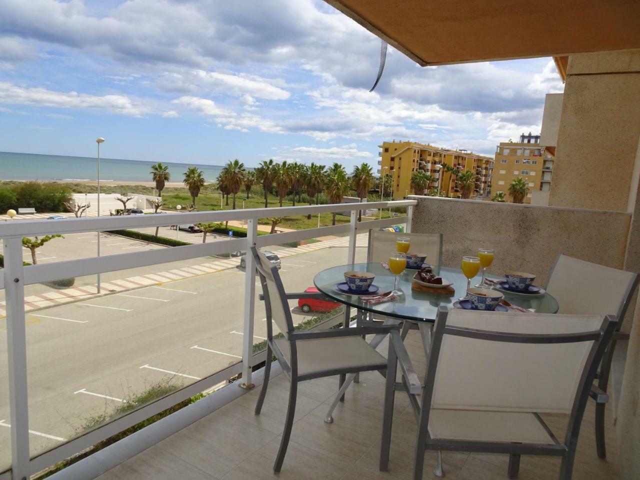 Neptuno Apartamento - Frente A La Playa Daimus Bagian luar foto